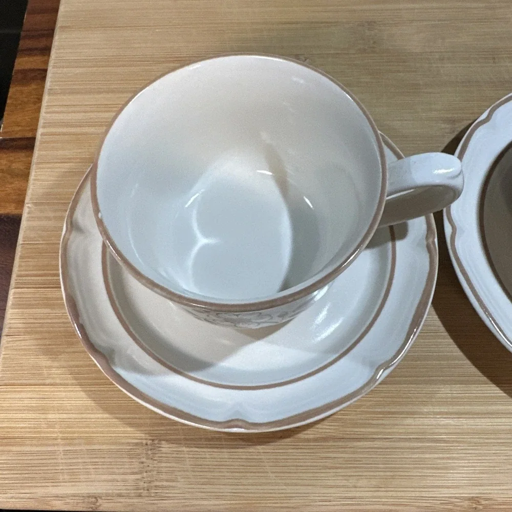 Covington Edition Stoneware Japan Cups & Saucers Lot 6 Floral‎ 2 Cups 4 Saucers